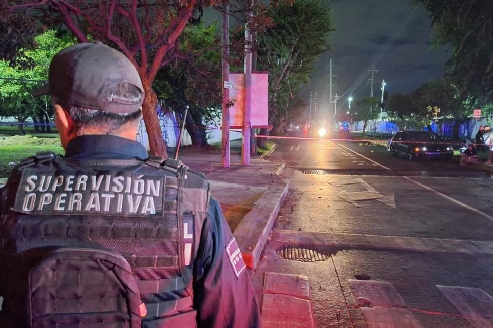 Los hechos ocurrieron sobre la Calle Enrique Díaz de León en la Colonia Industrial Los Belenes, de Zapopan.