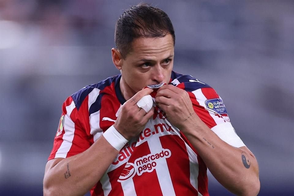 Chicharito Hernández anotó al América por primera vez en su carrera.