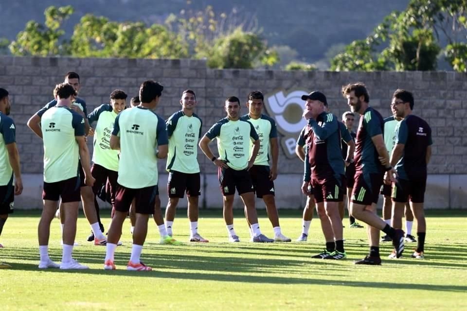 La Selección entrenó hoy en las instalaciones de la Academia AGA.