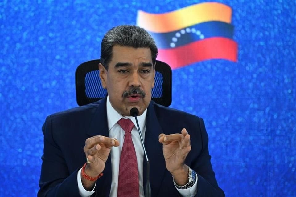 Donald Trump autorizó a la CIA realizar operaciones encubiertas en Venezuela, en medio de la presión contra Nicolás Maduro, informó NYT.