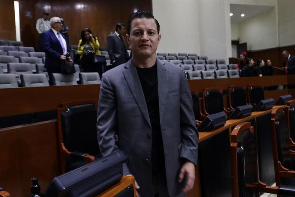 Perfilan al panista Julio César Hurtado para presidir la Mesa Directiva del Congreso de Jalisco.