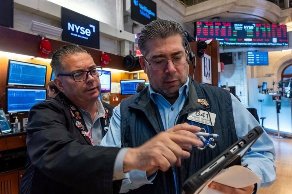 O Dow Jones ganhou mais de 500 pontos neste primeiro dia de negociação da semana.
