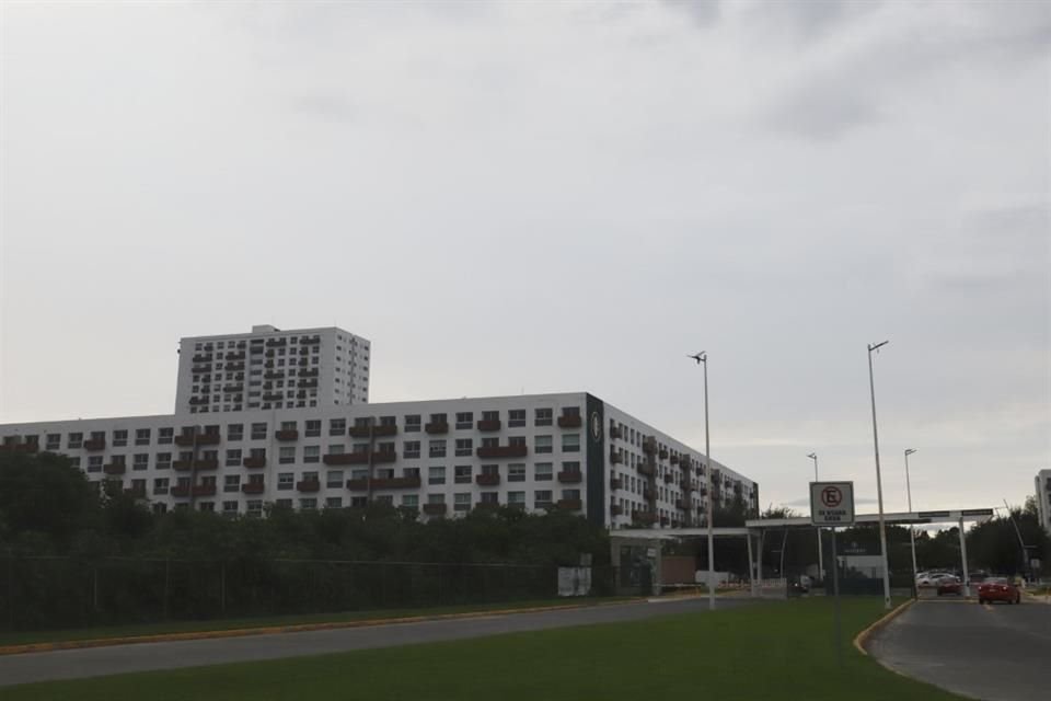 Pablo Lemus señaló que el Gobierno ha recuperado 97 departamentos de la Villa Panamericana, valorados en 700 millones de pesos, aproximadamente.