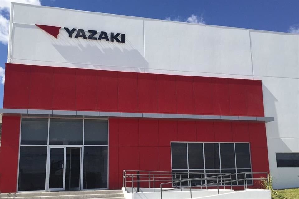 El Sindicato Independiente Nacional de Trabajadoras y Trabajadores de la Industria Automotriz (SINTTIA) denunció que esta empresa pretende cerrar de manera irregular esta planta donde laboran 2 mil personas.