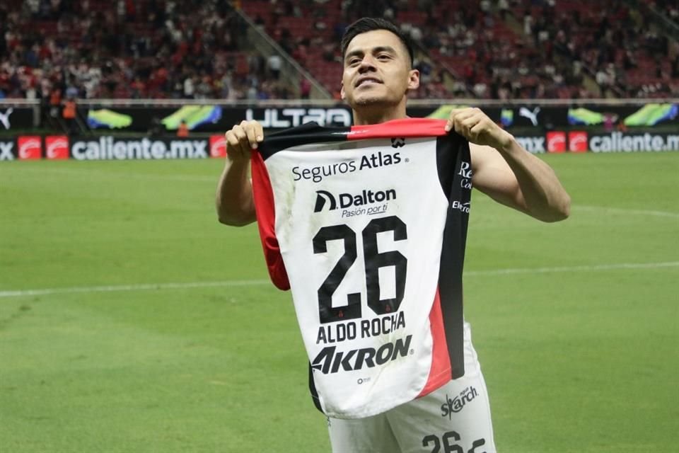 El su festejo más reciente lo hizo Rocha en el Play In del Apertura 2024 en el cual el medio de contención se quitó la camiseta del Atlas y la mostró a la tribuna del AKRON.