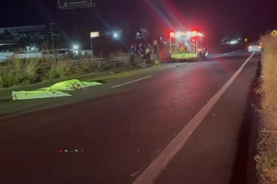 Con múltiples lesiones tras ser atropellado, un hombre murió en Carretera a Nogales, a la altura de Rancho Contento, en Zapopan.
