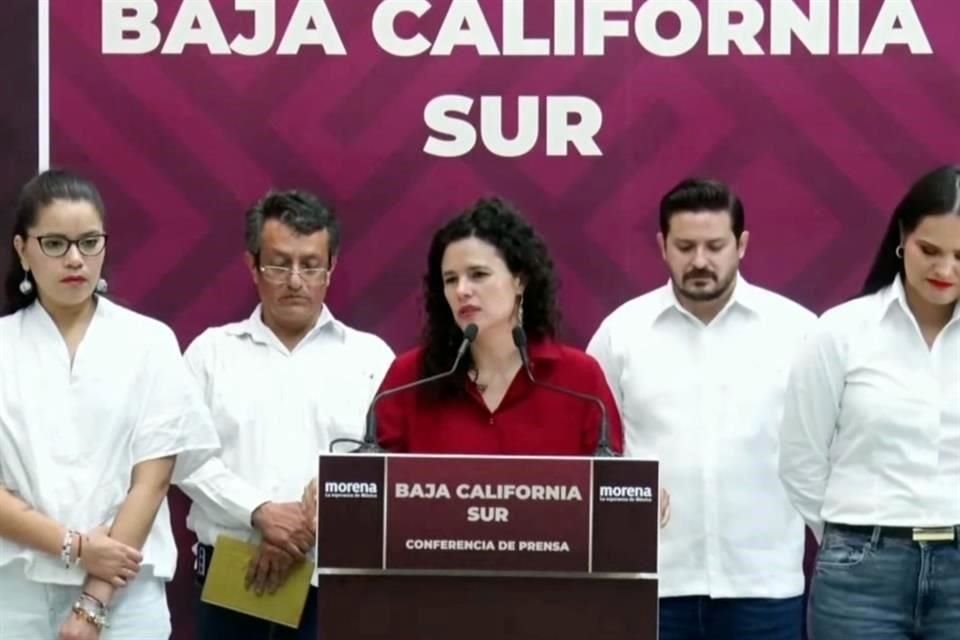 La líder morenista se encuentra de gira en Baja California Sur.