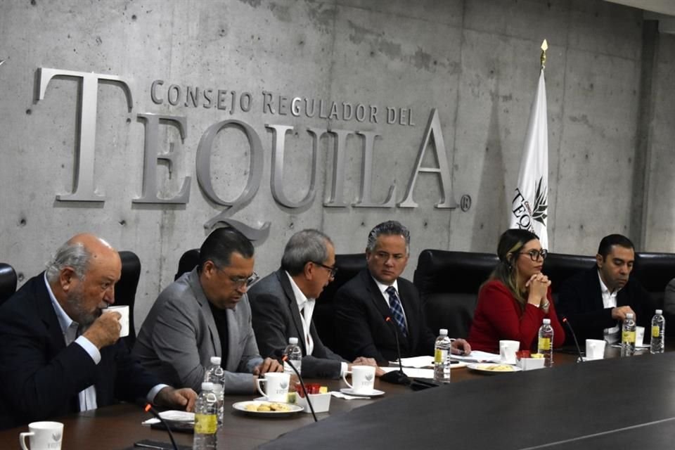 El IMPI respaldó al CRT como un organismo como un referente mundial en la protección de la Denominación de Origen Tequila (DOT).
