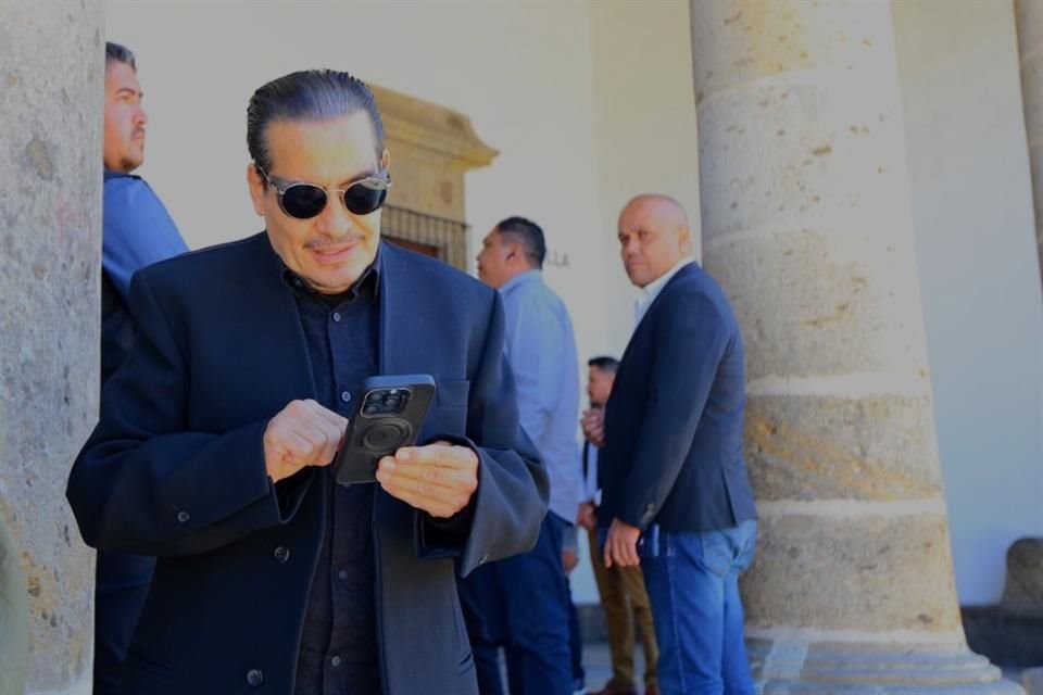 Juan Huerta Peres, Secretario General de la Federación de Trabajadores de Jalisco acude al primer informe de Pablo Lemus, Gobernador de Jalisco