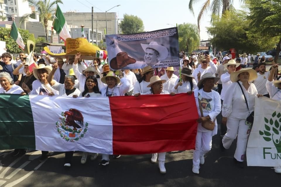 Jalisco residents responded to the national call and participated in the March against Violence, called by Generation Z.