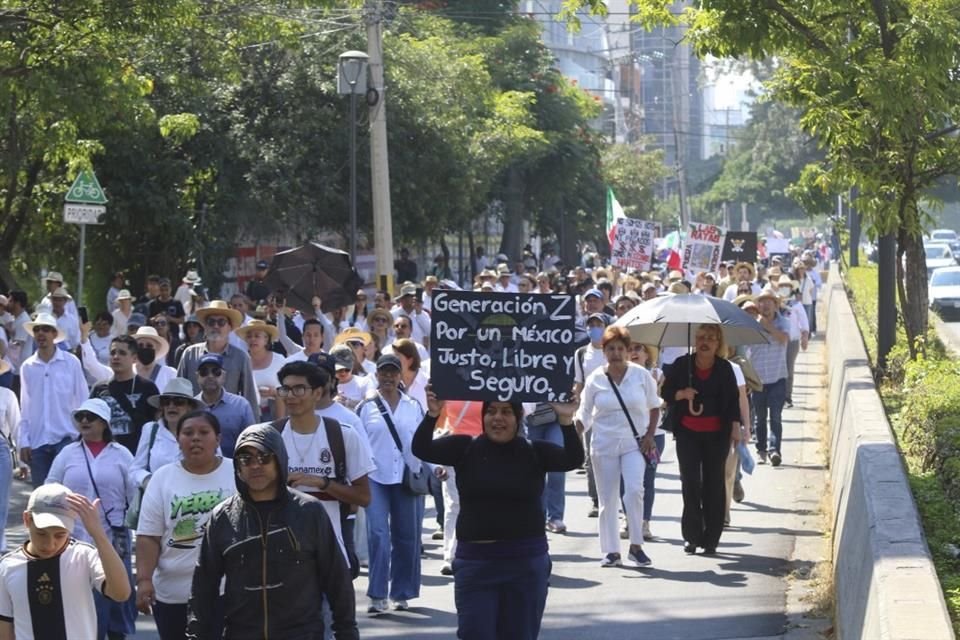 Jalisco residents responded to the national call and participated in the March against Violence, called by Generation Z.