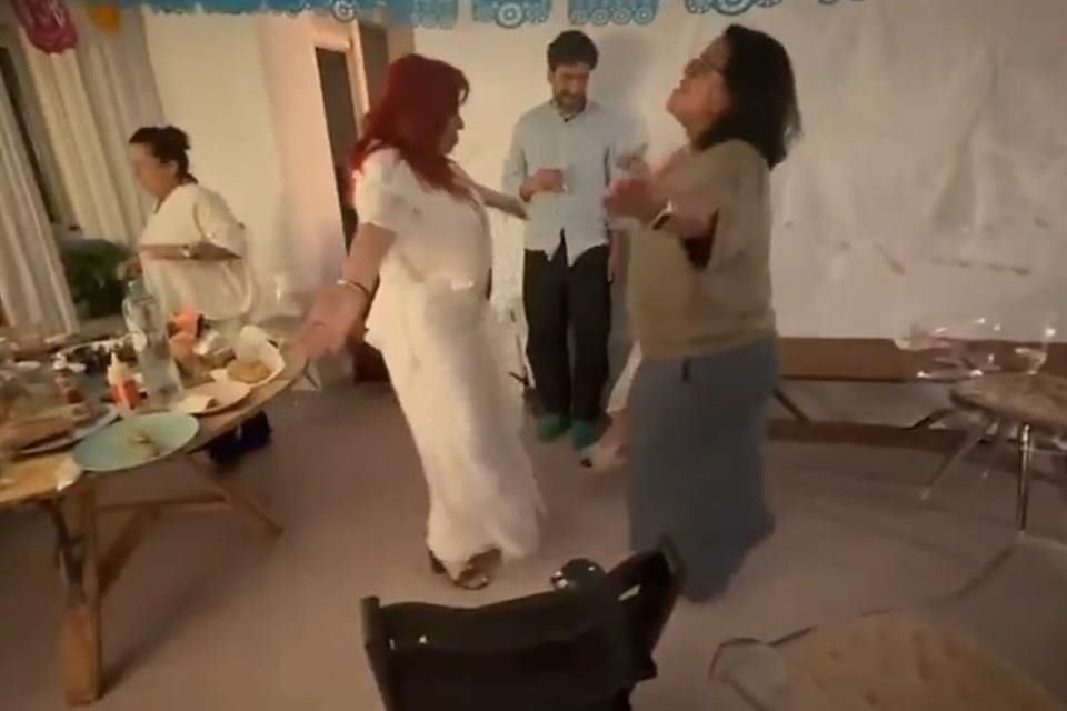 La Gobernadora de Campeche, Layda Sansores (Morena), compartió un video bailando en Ámsterdam, Países Bajos.